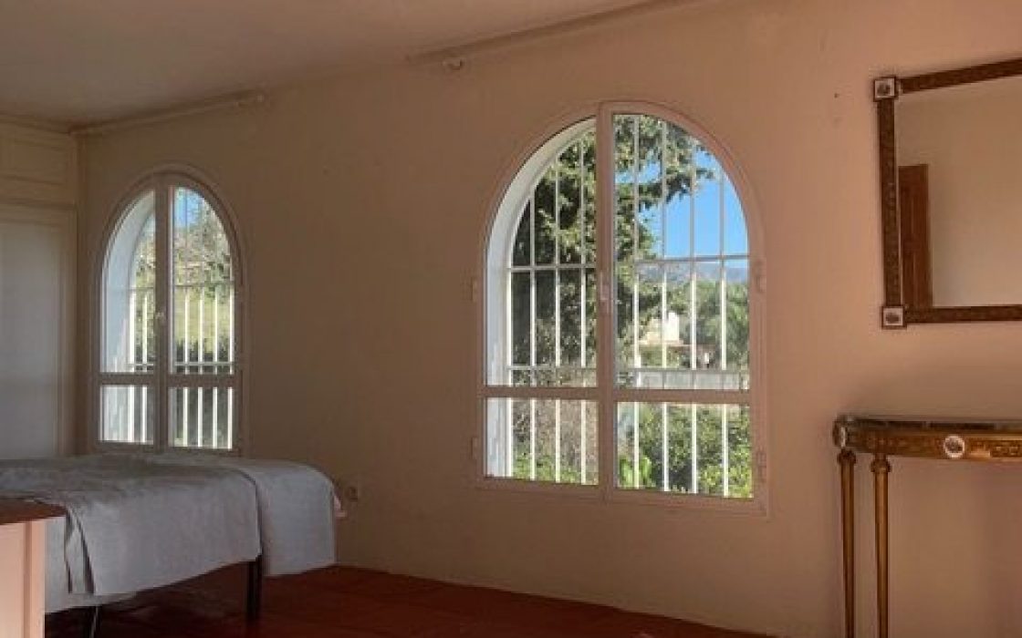 Bonita Casa/chalet en la salida de Ojén en dirección a Marbella