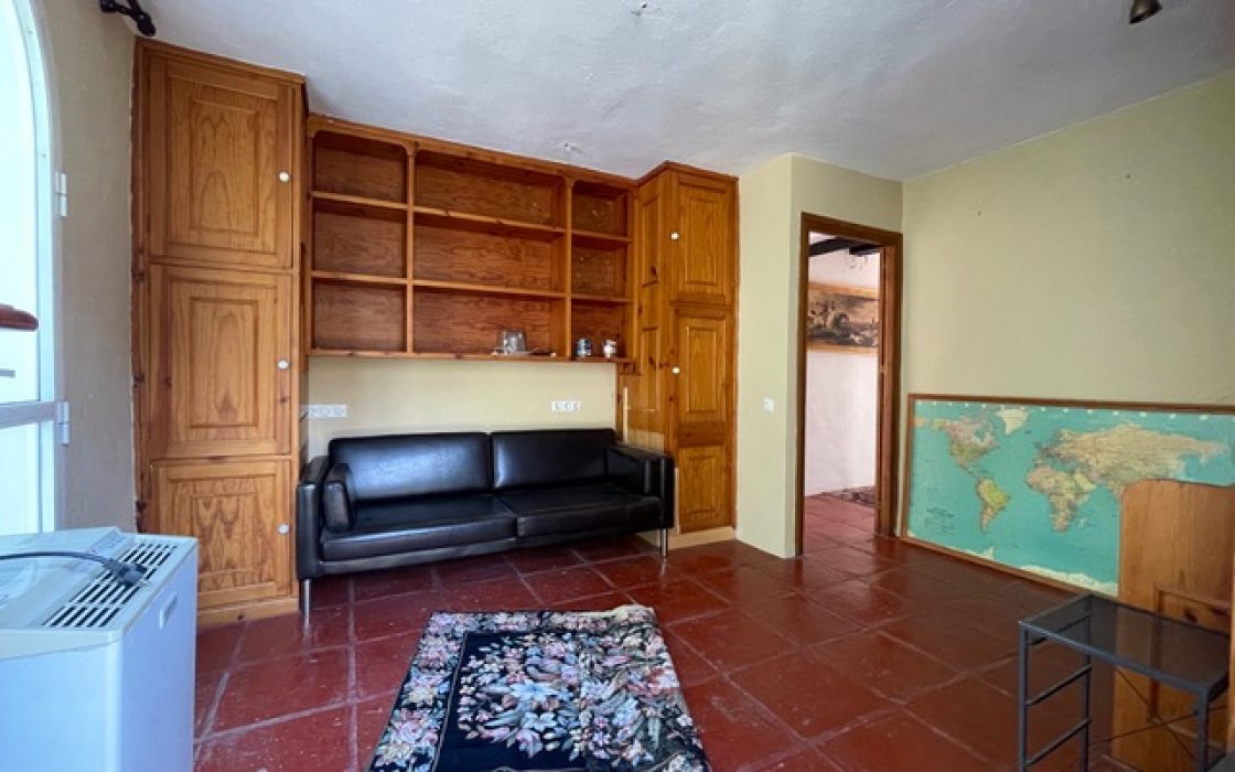 Bonita Casa/chalet en la salida de Ojén en dirección a Marbella