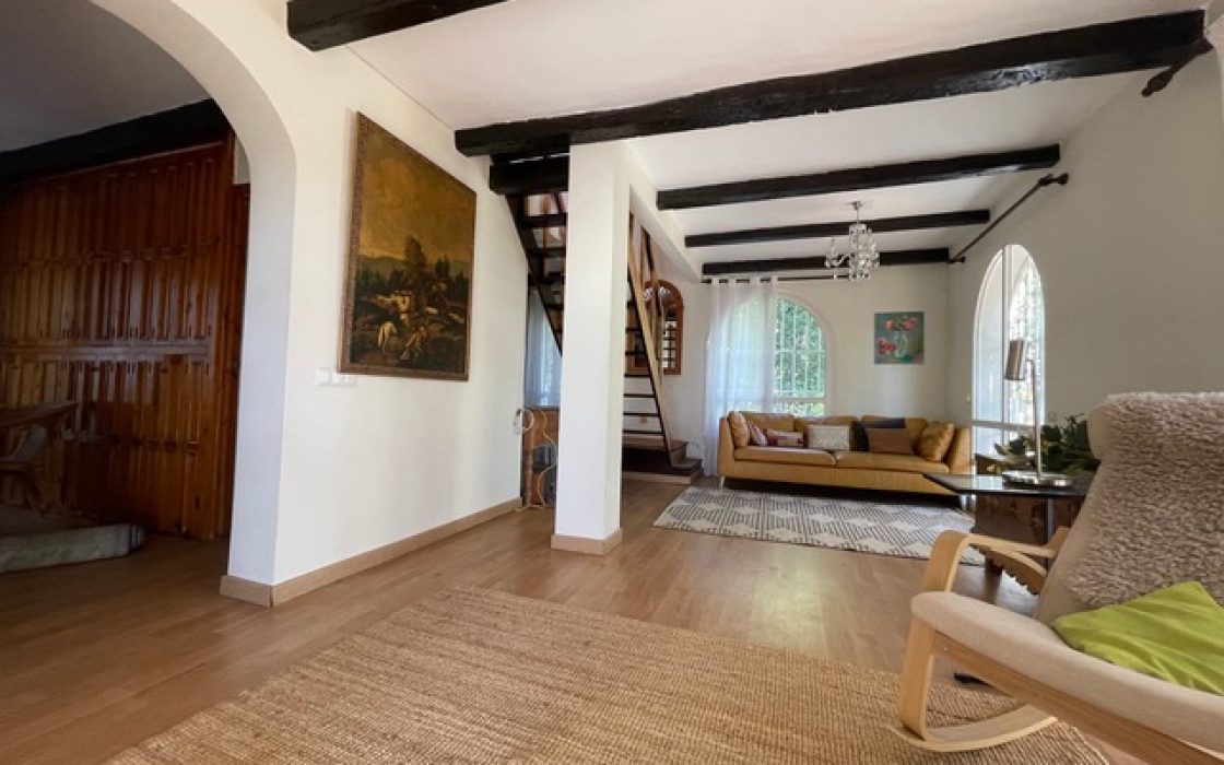 Bonita Casa/chalet en la salida de Ojén en dirección a Marbella