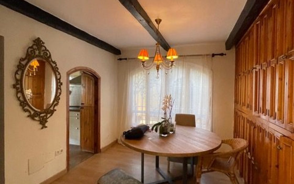 Bonita Casa/chalet en la salida de Ojén en dirección a Marbella