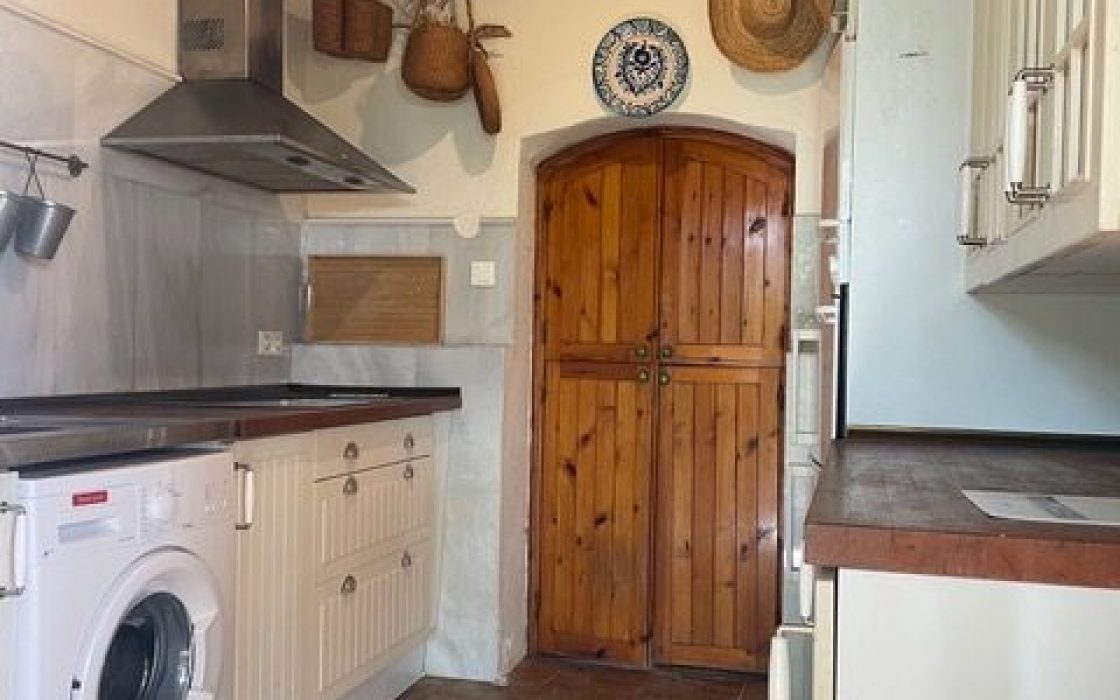 Bonita Casa/chalet en la salida de Ojén en dirección a Marbella