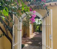 Bonita Casa/chalet en la salida de Ojén en dirección a Marbella