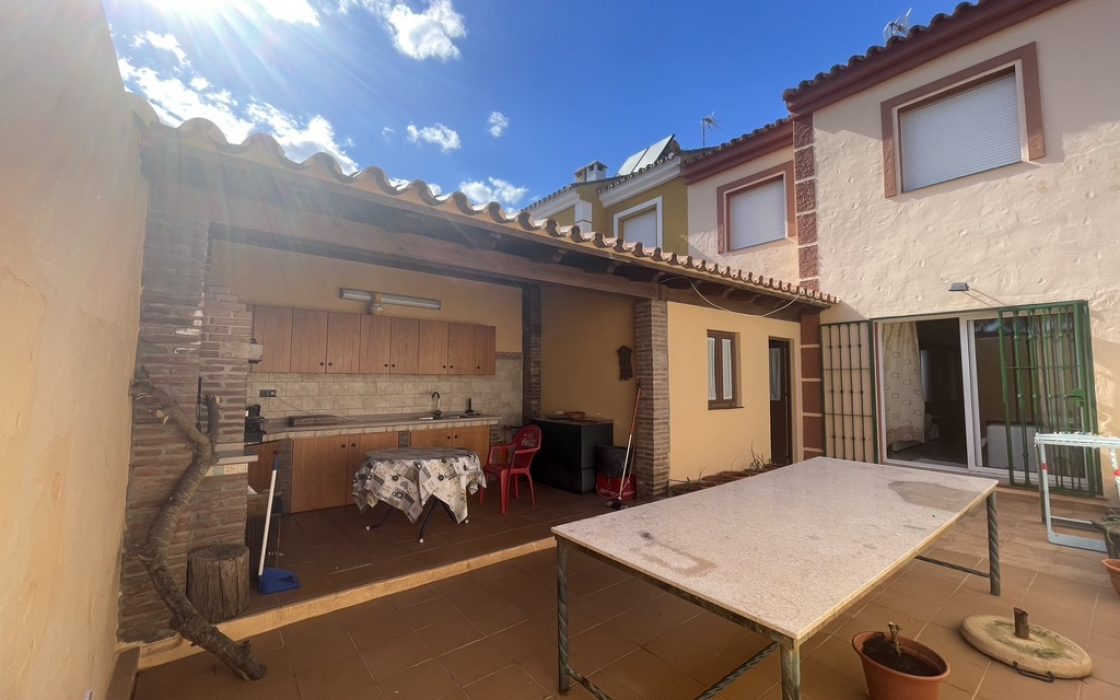 Precioso chalet en bonita urbanizacion en Coin, Malaga