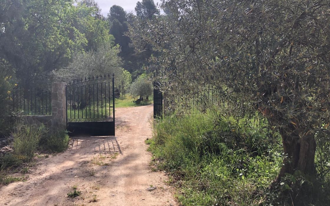 Gran propiedad y conjunto de construcciones en autosuficiencia en El Burgo, cerca de Ronda