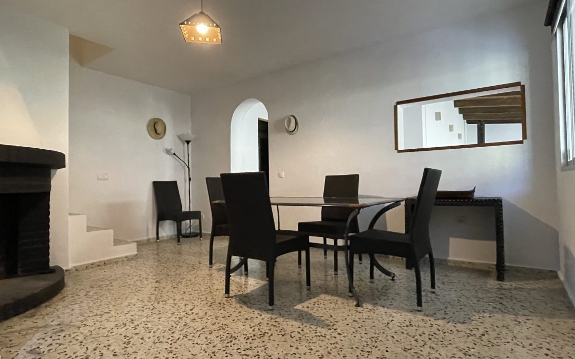 Finca aislada con preciosas vistas!