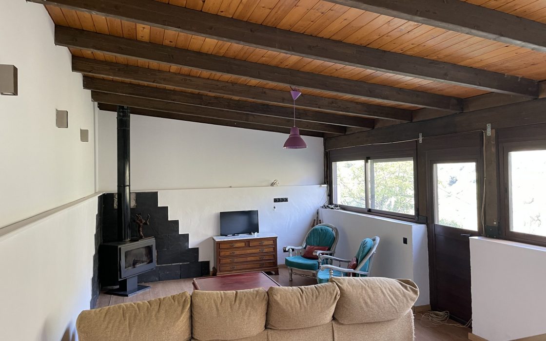 Finca aislada con preciosas vistas!