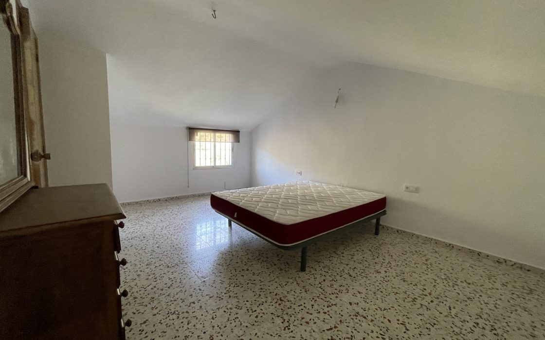 Finca aislada con preciosas vistas!