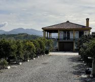 Magnifica casa rústica con vistas impresionantes al campo en Coin, Malaga