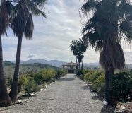 Magnifica casa rústica con vistas impresionantes al campo en Coin, Malaga