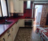 Villa independiente en urbanización en Coín