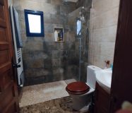 Villa independiente en urbanización en Coín