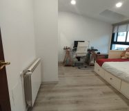 Villa independiente en urbanización en Coín