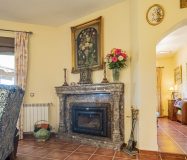 Chalet sostenible con energia solar y entorno natural en Cartama.