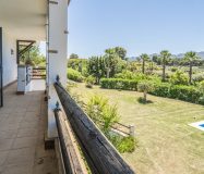 Chalet sostenible con energia solar y entorno natural en Cartama.