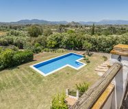 Chalet sostenible con energia solar y entorno natural en Cartama.