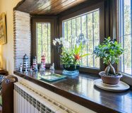 Chalet sostenible con energia solar y entorno natural en Cartama.