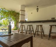 Chalet sostenible con energia solar y entorno natural en Cartama.