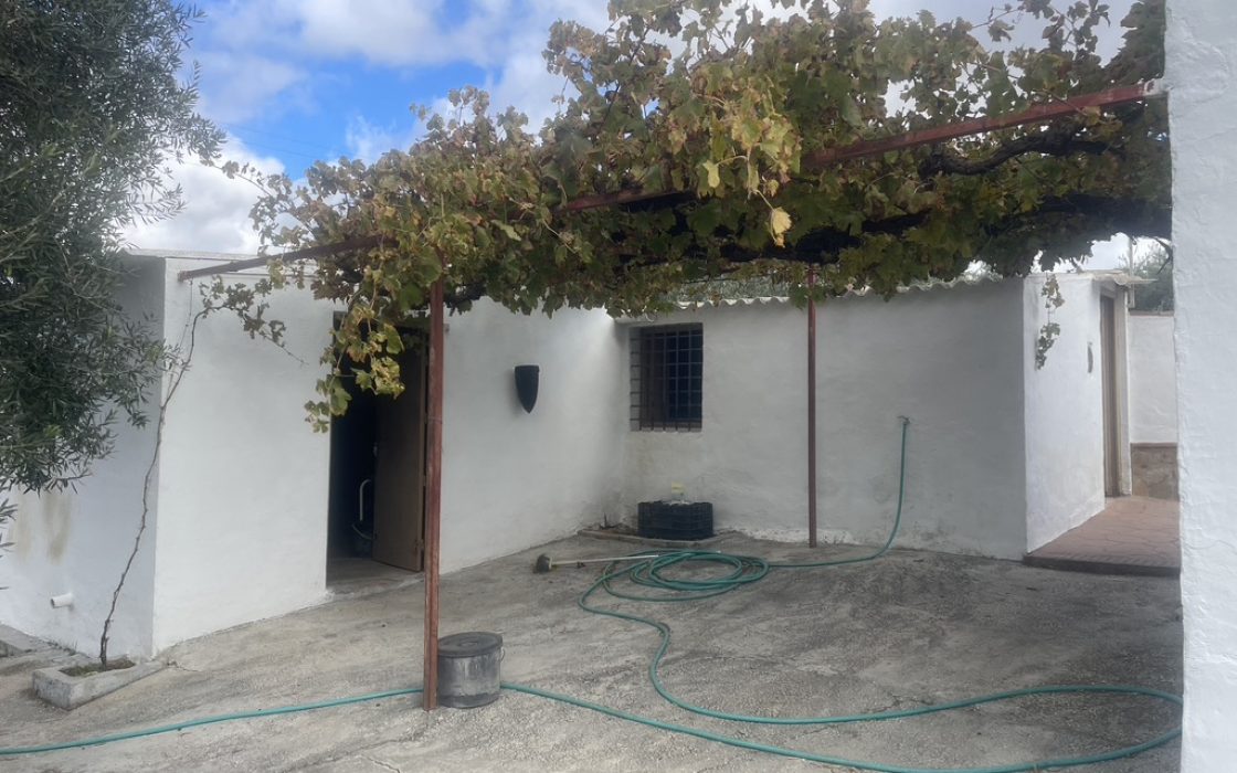 Casa de pueblo en venta en CL PINTOR CARAZO (BERMEJO) 1, Alora