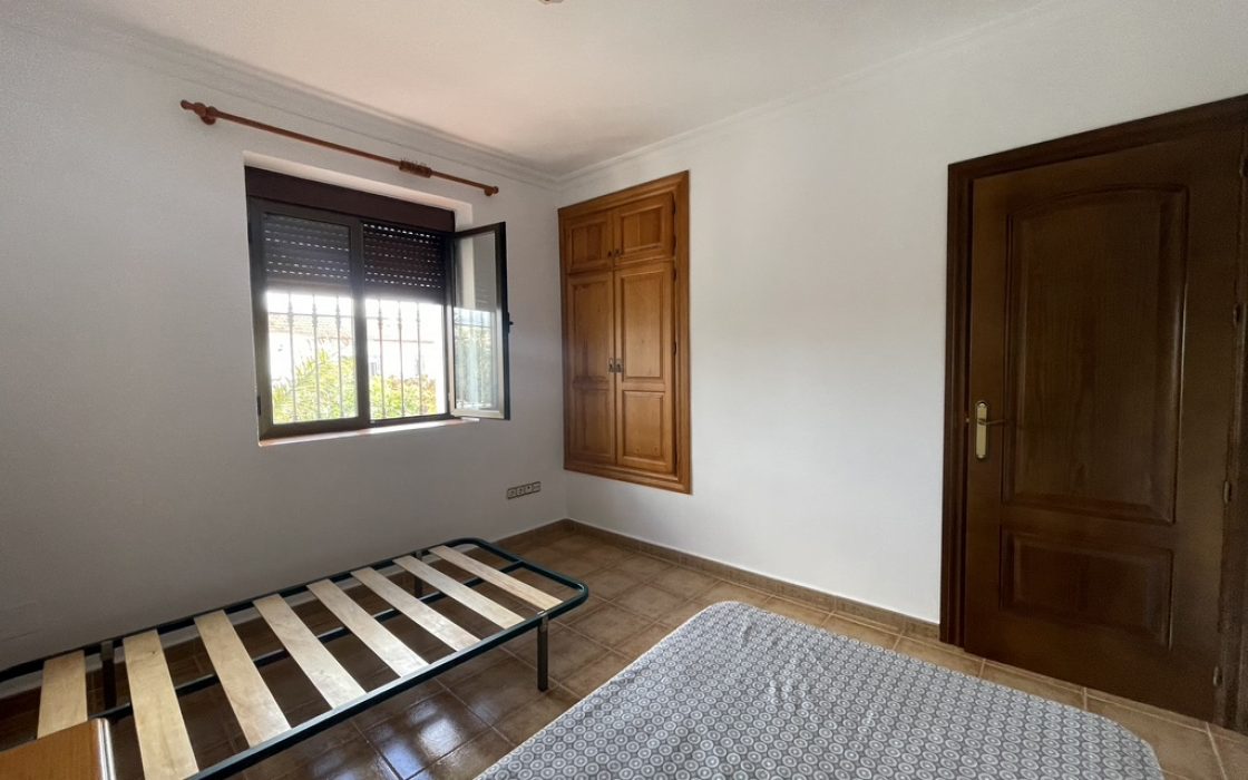 Casa de pueblo en venta en CL PINTOR CARAZO (BERMEJO) 1, Alora