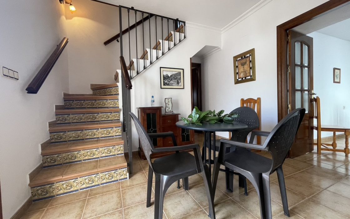 Casa de pueblo en venta en CL PINTOR CARAZO (BERMEJO) 1, Alora